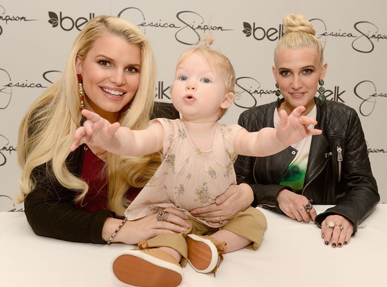 Jessica Simpson, Ashlee Simpson, Maxwell Johnson Jessica Simpson, Ashlee Simpson, Maxwell Johnson